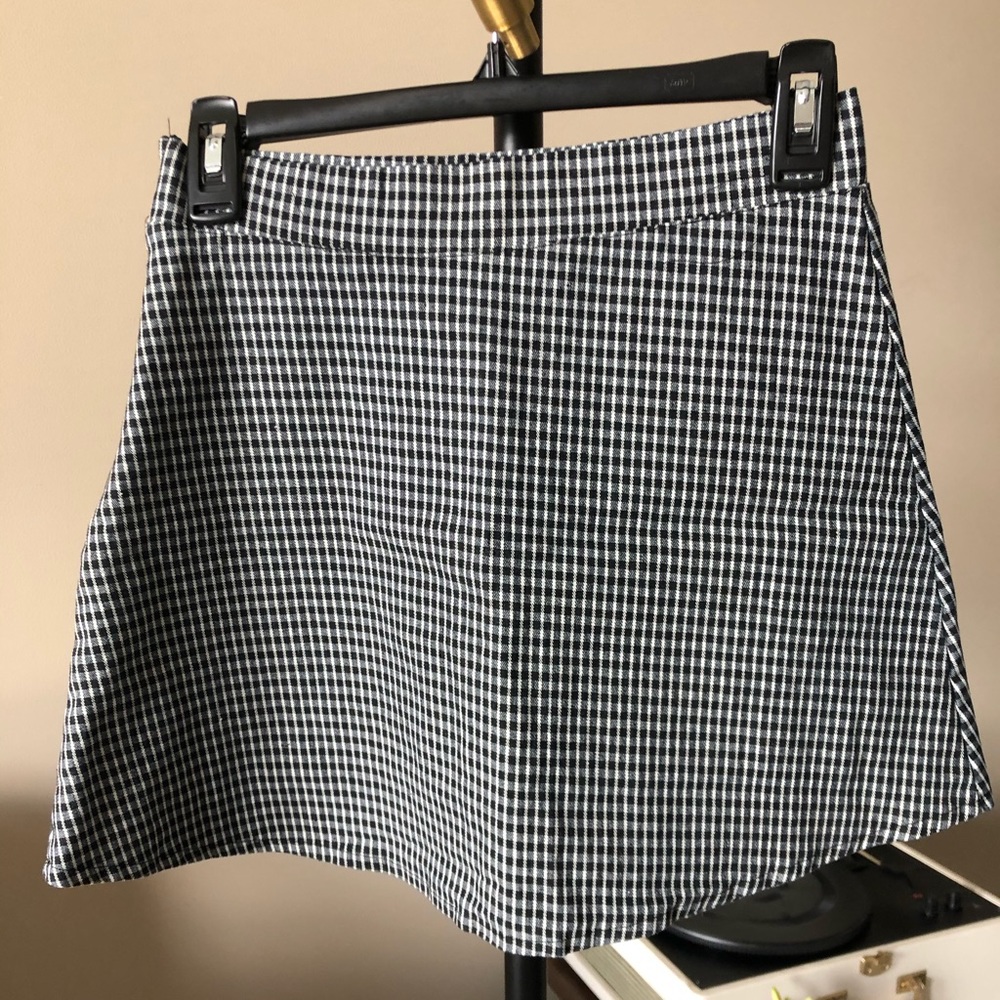 Brandy Melville checkered skirt
